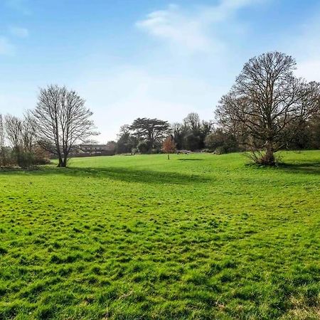 Quiet & Secluded St Albans Houseヴィラ エクステリア 写真