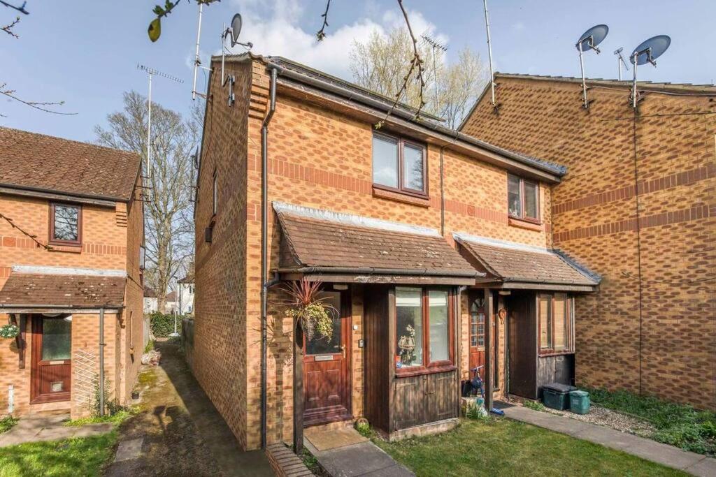 Quiet & Secluded St Albans Houseヴィラ エクステリア 写真