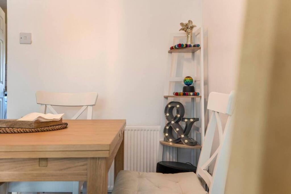 Quiet & Secluded St Albans Houseヴィラ エクステリア 写真