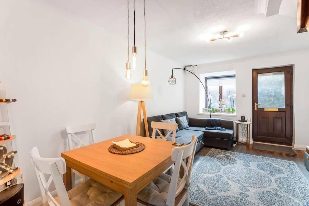 Quiet & Secluded St Albans Houseヴィラ エクステリア 写真
