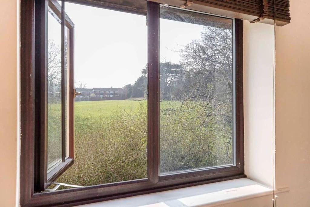 Quiet & Secluded St Albans Houseヴィラ エクステリア 写真